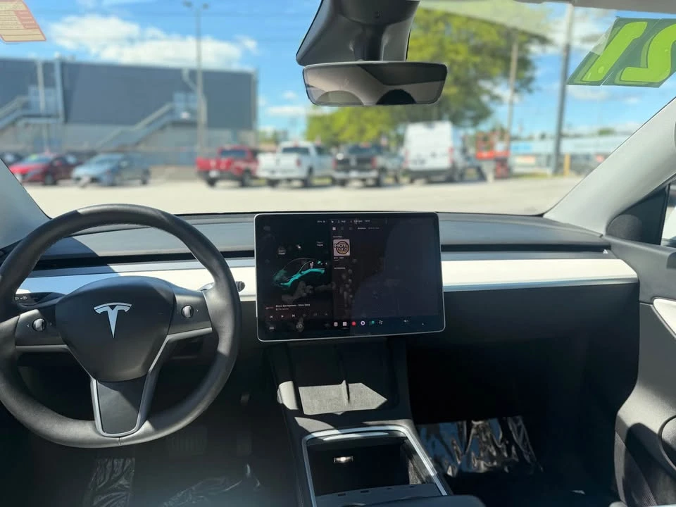 2021 Tesla Model Y - Image 12 of 16