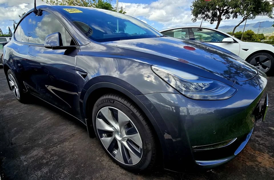 2021 Tesla Model Y - Image 5 of 10