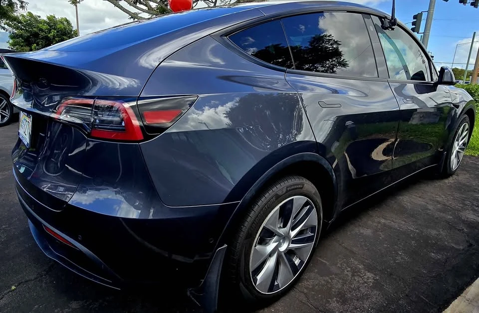 2021 Tesla Model Y - Image 4 of 10