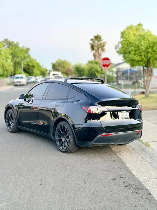 2021 Tesla Model Y - Image 4 of 14