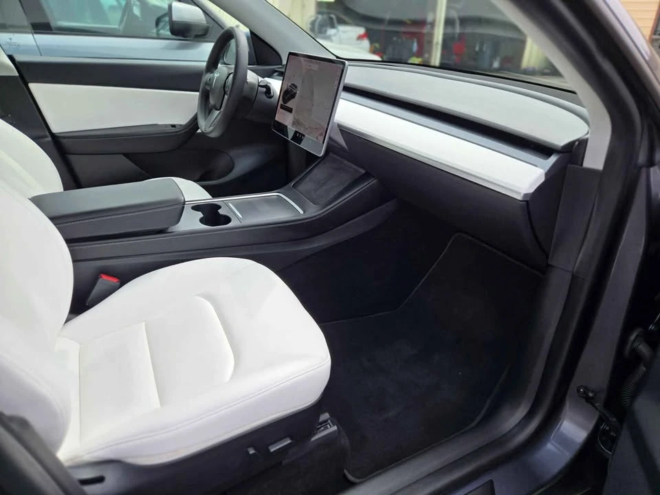 2021 Tesla Model Y - Image 6 of 8