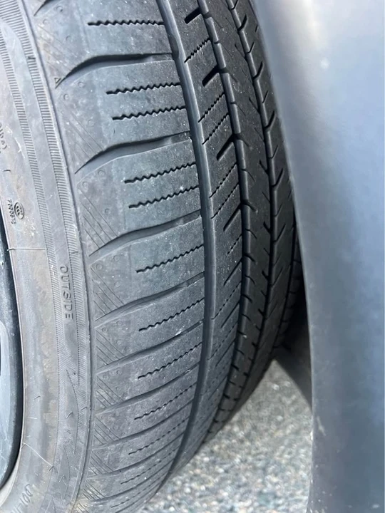 2021 Tesla Model Y - Image 16 of 18