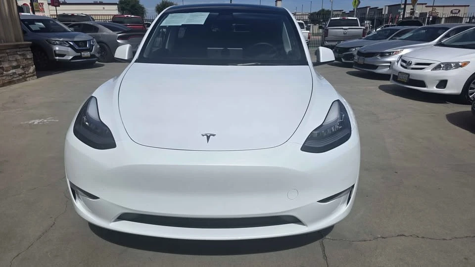 2021 Tesla Model Y - Image 2 of 16