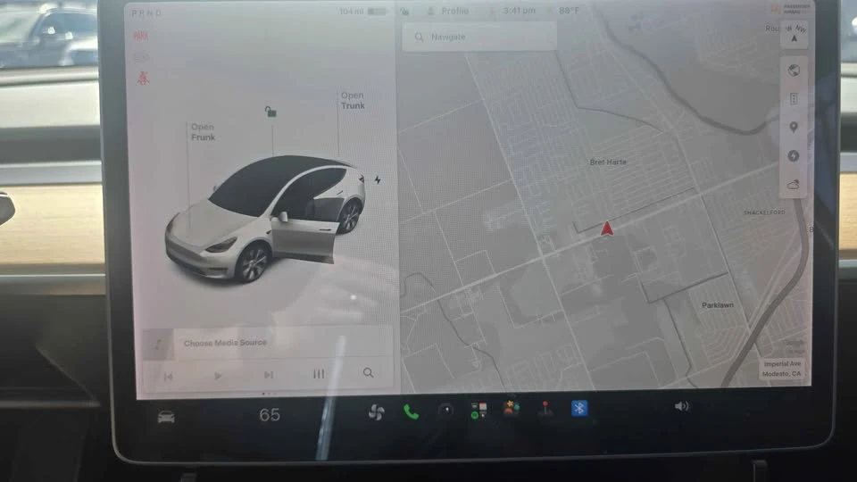 2021 Tesla Model Y - Image 16 of 16