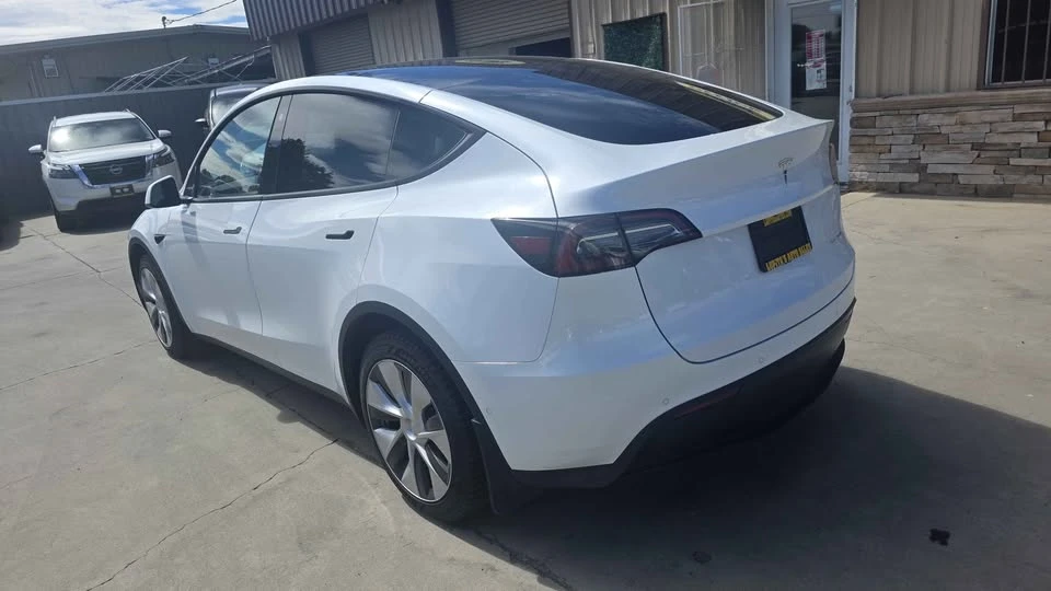 2021 Tesla Model Y - Image 7 of 16