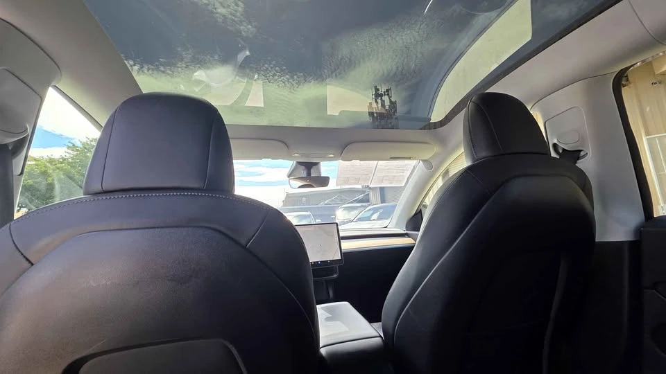2021 Tesla Model Y - Image 11 of 16
