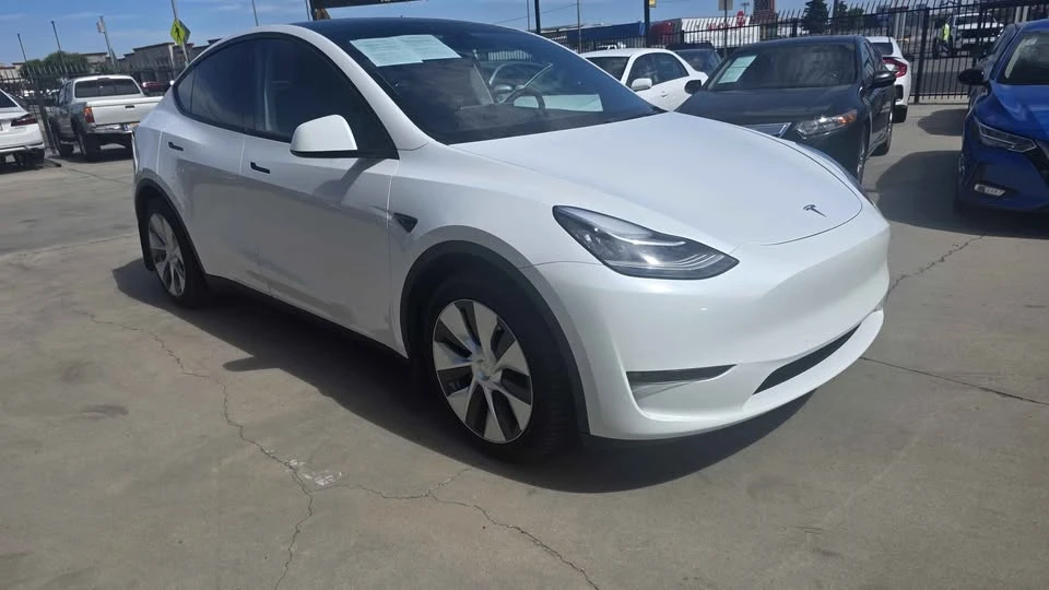 2021 Tesla Model Y - Image 3 of 16