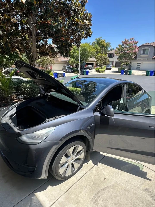 2021 Tesla Model Y - Image 12 of 15