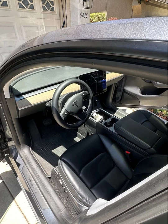 2021 Tesla Model Y - Image 10 of 15