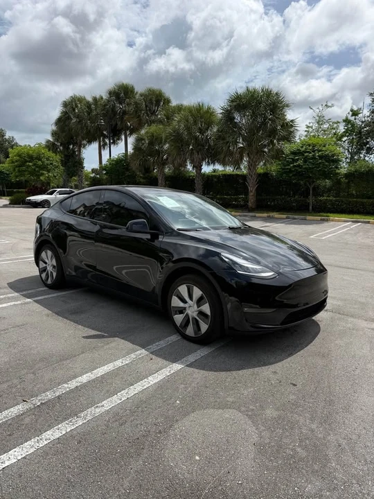 2021 Tesla Model Y - Image 3 of 11