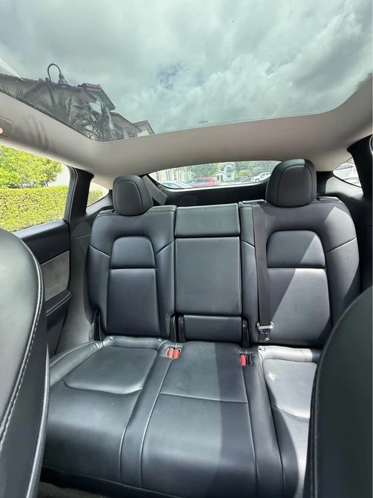 2021 Tesla Model Y - Image 10 of 11
