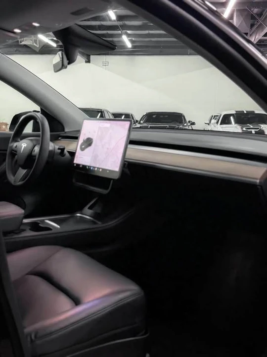 2021 Tesla Model Y - Image 10 of 16