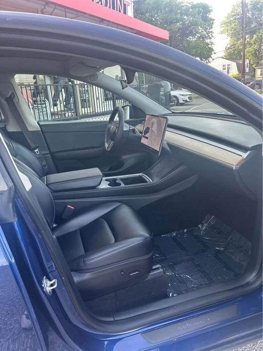2021 Tesla Model Y - Image 13 of 14