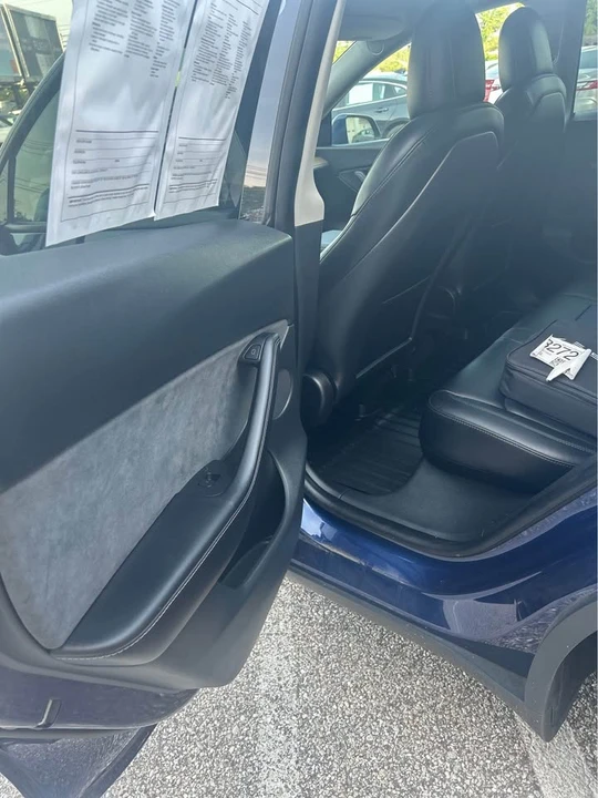 2021 Tesla Model Y - Image 9 of 14