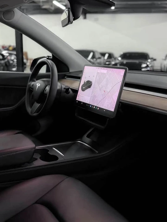 2021 Tesla Model Y - Image 12 of 16