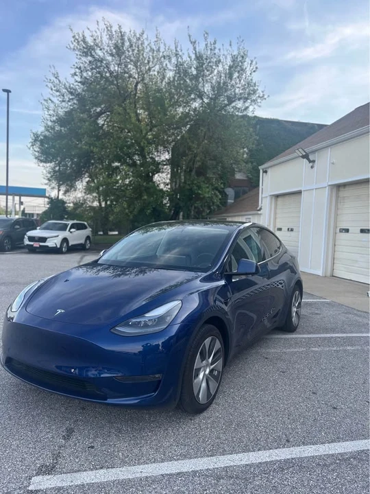 2021 Tesla Model Y - Image 2 of 14