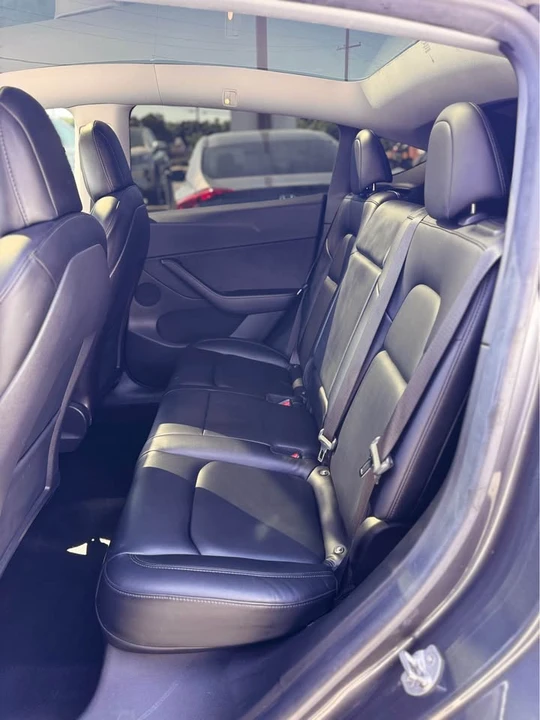 2021 Tesla Model Y - Image 14 of 17
