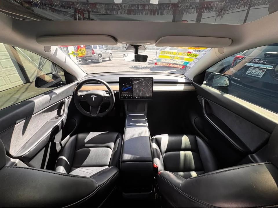 2021 Tesla Model Y - Image 5 of 17