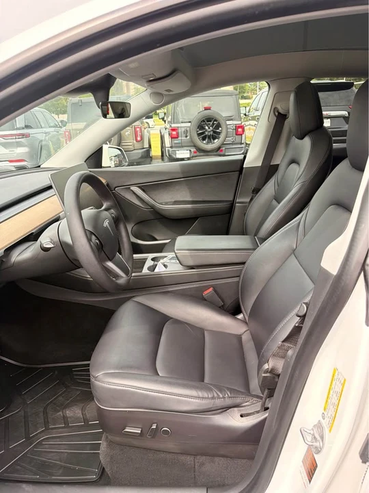 2021 Tesla Model Y - Image 8 of 9