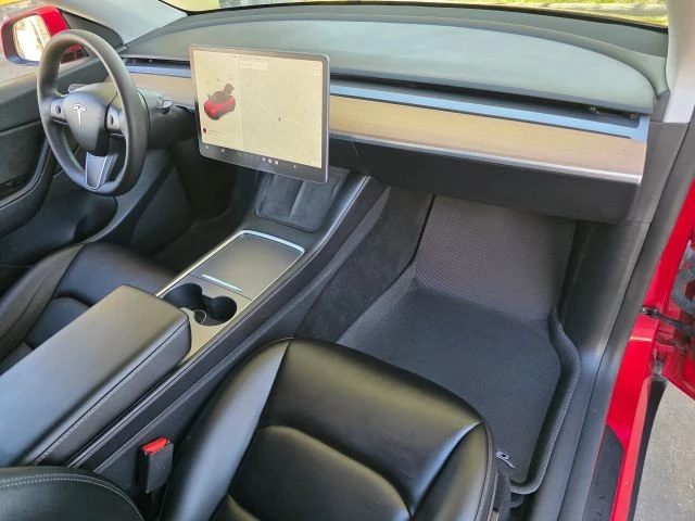 2021 Tesla Model Y - Image 28 of 31