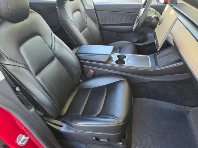 2021 Tesla Model Y - Image 29 of 31