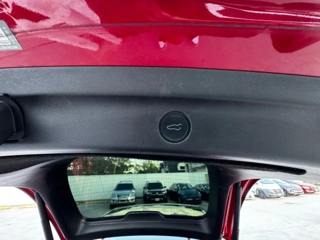 2021 Tesla Model Y - Image 16 of 21
