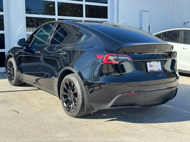 2021 Tesla Model Y - Image 10 of 21