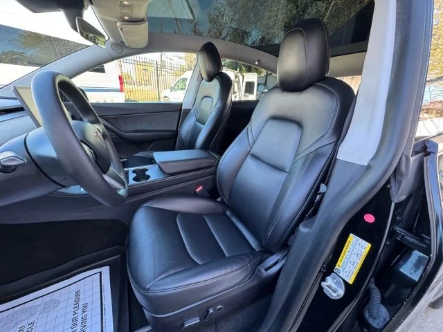 2021 Tesla Model Y - Image 9 of 21