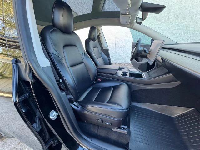 2021 Tesla Model Y - Image 12 of 21