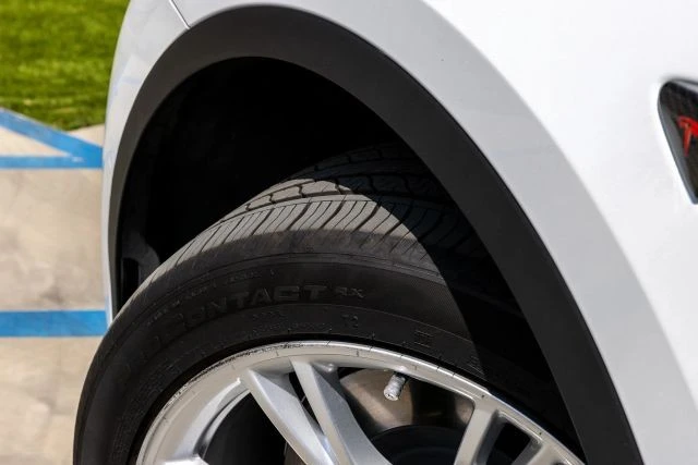 2021 Tesla Model Y - Image 28 of 29