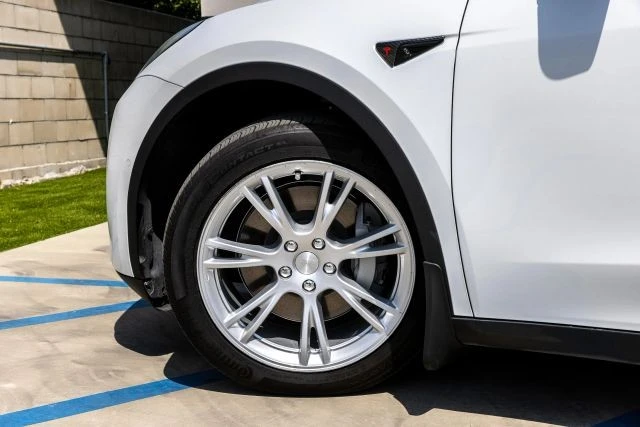 2021 Tesla Model Y - Image 29 of 29
