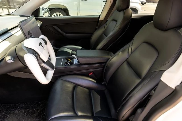 2021 Tesla Model Y - Image 16 of 29
