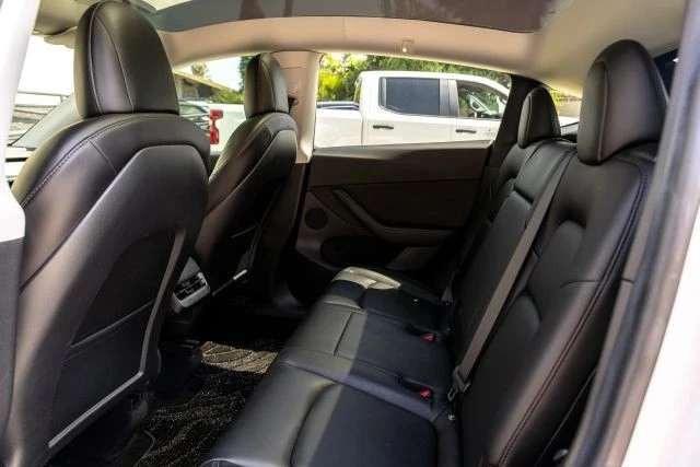 2021 Tesla Model Y - Image 17 of 29