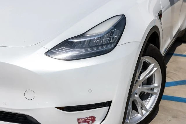 2021 Tesla Model Y - Image 7 of 29