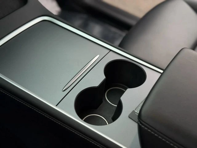 2021 Tesla Model Y - Image 20 of 21