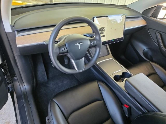 2021 Tesla Model Y - Image 18 of 21
