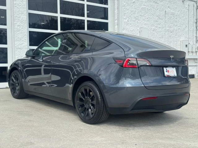 2021 Tesla Model Y - Image 16 of 21