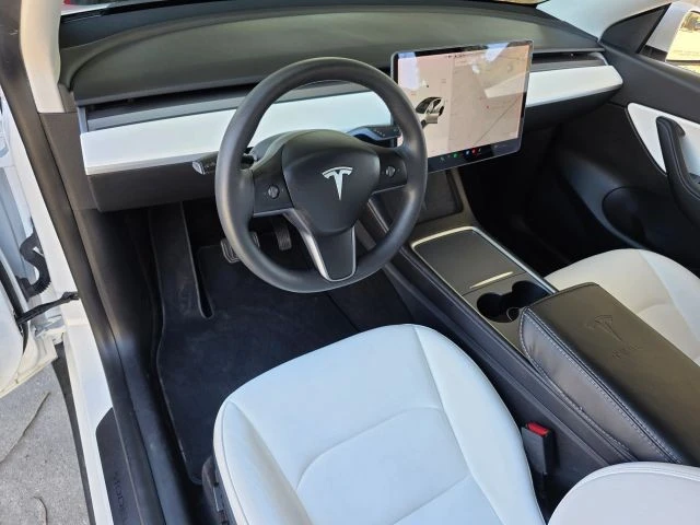 2021 Tesla Model Y - Image 18 of 21