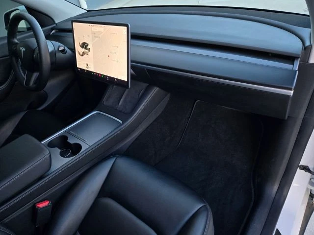 2021 Tesla Model Y - Image 2 of 21