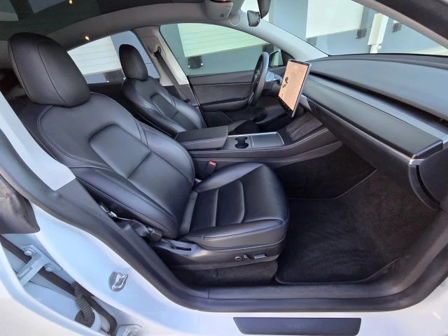 2021 Tesla Model Y - Image 20 of 21
