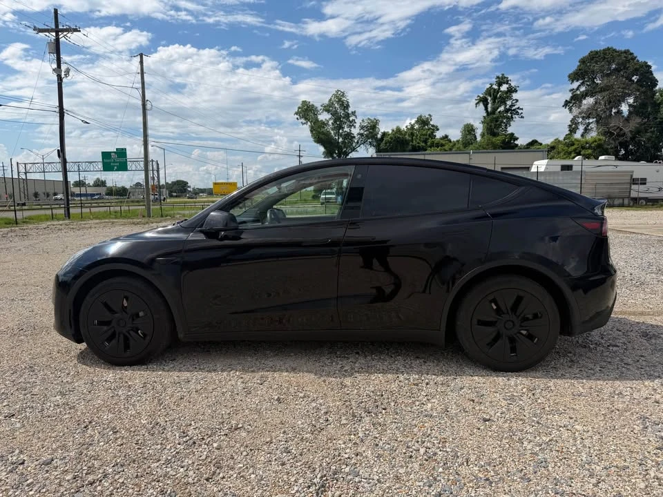 2021 Tesla Model Y - Image 8 of 12