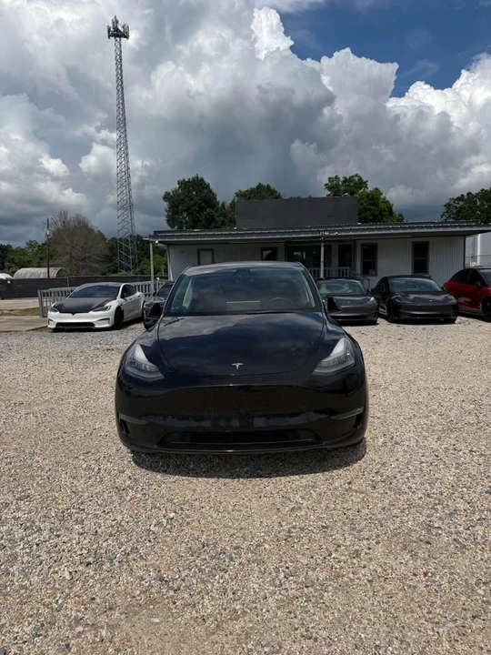 2021 Tesla Model Y - Image 2 of 12