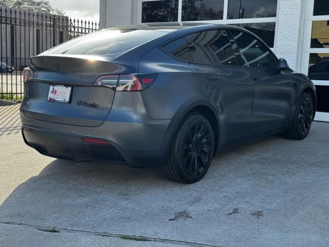 2021 Tesla Model Y - Image 16 of 21