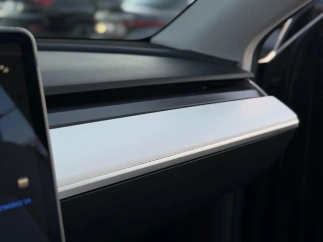 2021 Tesla Model Y - Image 20 of 21