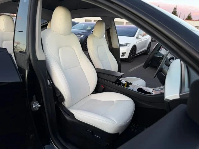 2021 Tesla Model Y - Image 10 of 21