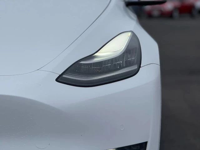 2021 Tesla Model Y - Image 5 of 12