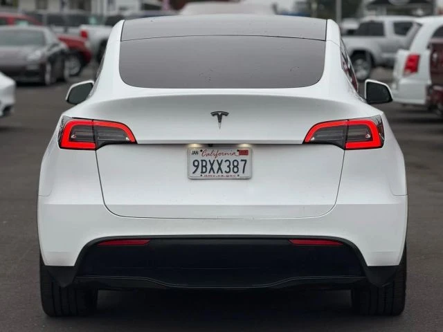 2021 Tesla Model Y - Image 7 of 12