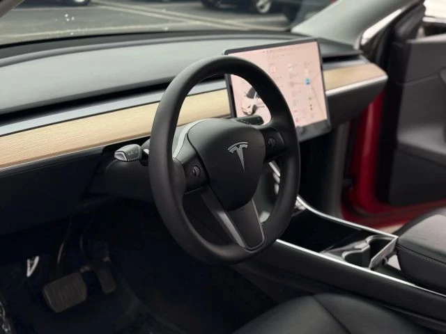 2021 Tesla Model Y - Image 16 of 21