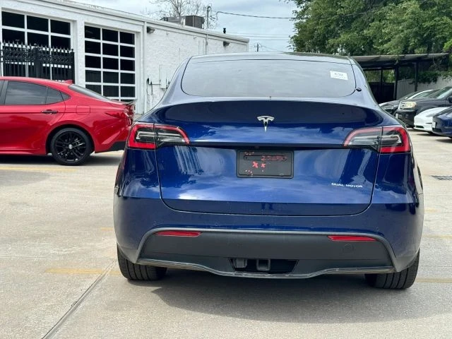 2021 Tesla Model Y - Image 5 of 8