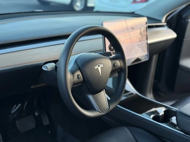 2021 Tesla Model Y - Image 15 of 21